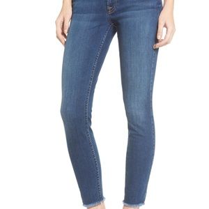 SOLD OFFLINE 7FAM B(air) high rise raw hem skinny